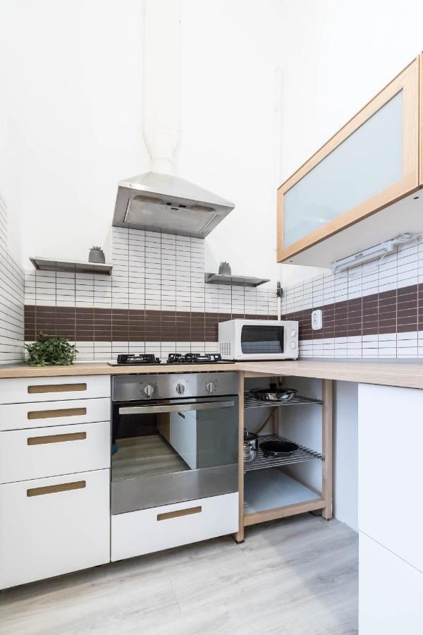 Apartment Adele's Close To Danube And Fashion Street *